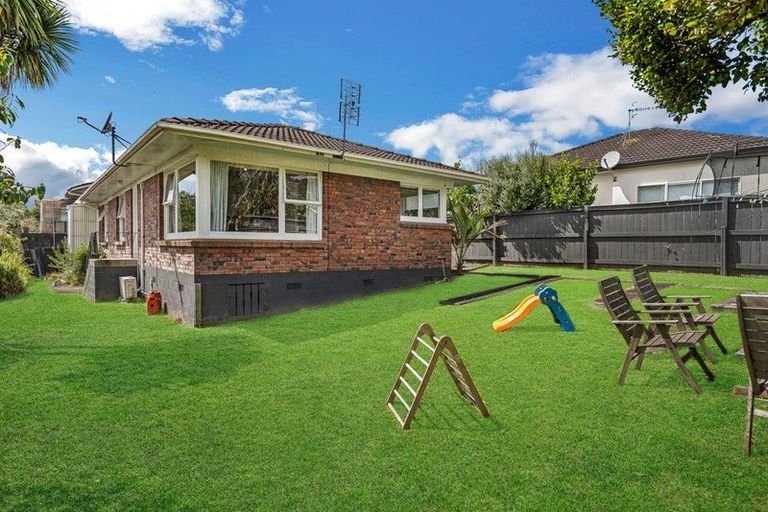Photo of property in 3/3 Opua Street, Belmont, Auckland, 0622