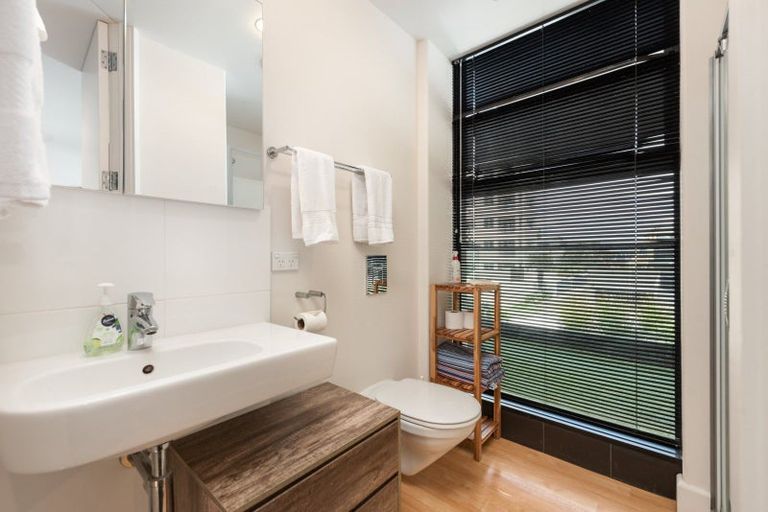 Photo of property in 1/11p Maunganui Road, Mount Maunganui, 3116
