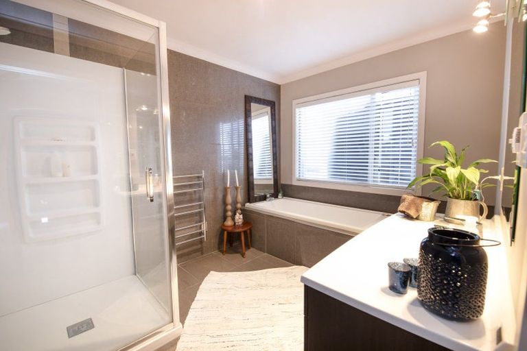 Photo of property in 444a Main North Road, Bay View, Napier, 4104