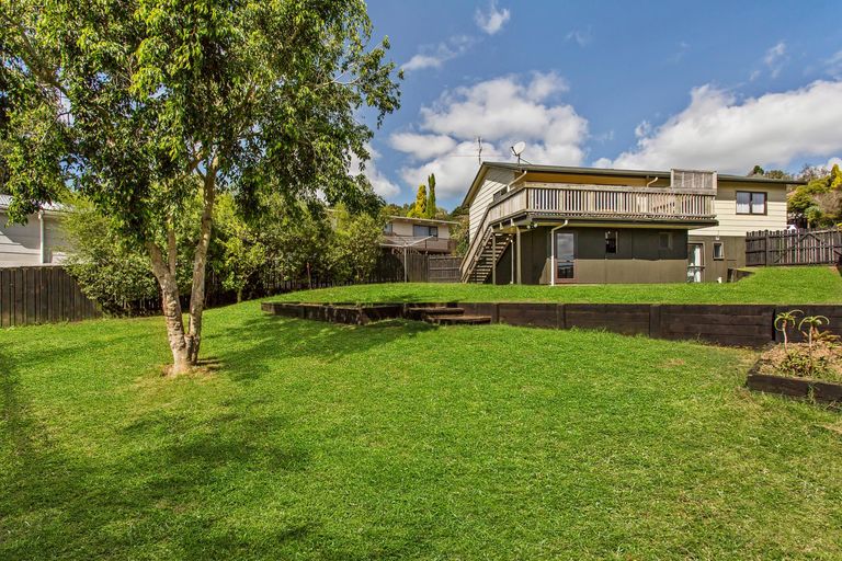 Photo of property in 23 Barberton Terrace, Red Hill, Papakura, 2110