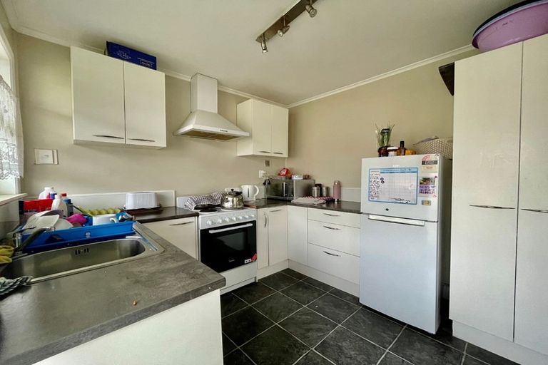 Photo of property in 2 Short Street, Manurewa East, Auckland, 2102