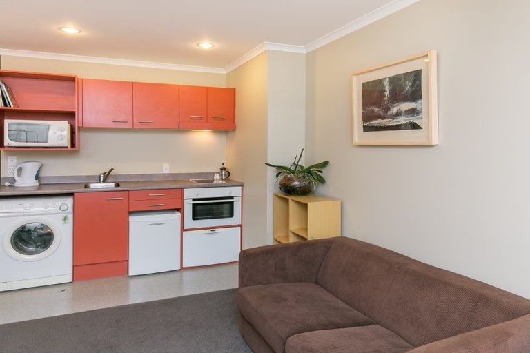 Photo of property in Aitken Street Apartments, 305/5 Aitken Street, Thorndon, Wellington, 6011