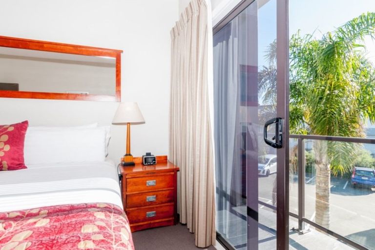 Photo of property in 222/2 Reads Quay, Gisborne, 4010