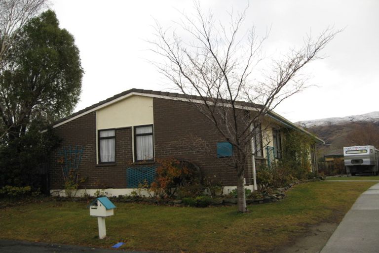 Photo of property in 4 Cornish Place, Cromwell, 9310