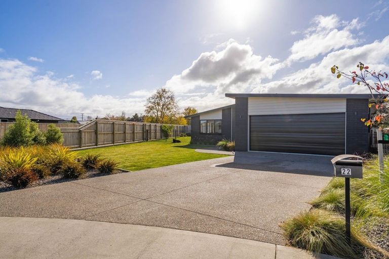 Photo of property in 22 Mitre Way, Solway, Masterton, 5810