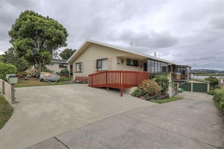 Photo of property in 24 Lakeview Terrace, Huntly, 3700