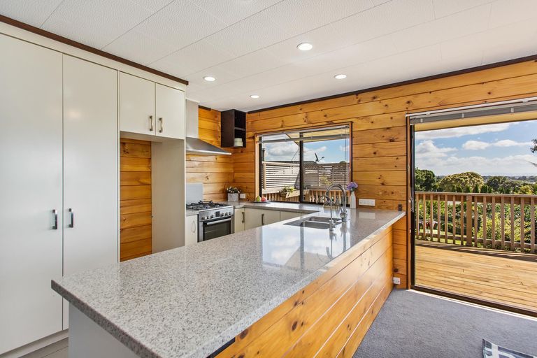 Photo of property in 23 Barberton Terrace, Red Hill, Papakura, 2110