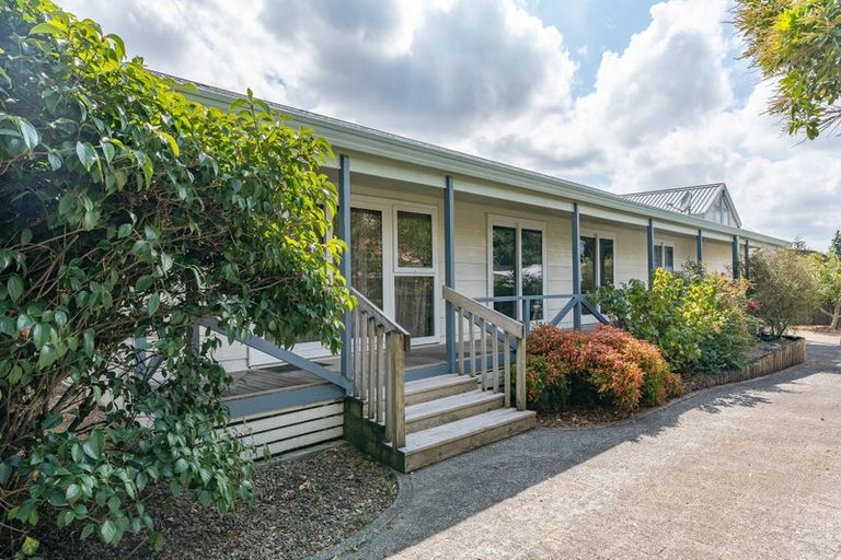 Photo of property in 441 Kahikatea Drive, Dinsdale, Hamilton, 3204