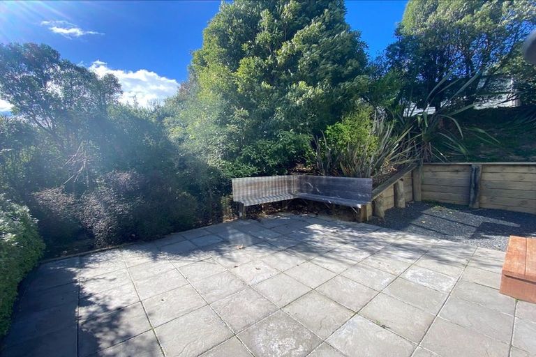 Photo of property in 16a Cornwall Street, Picton, 7220