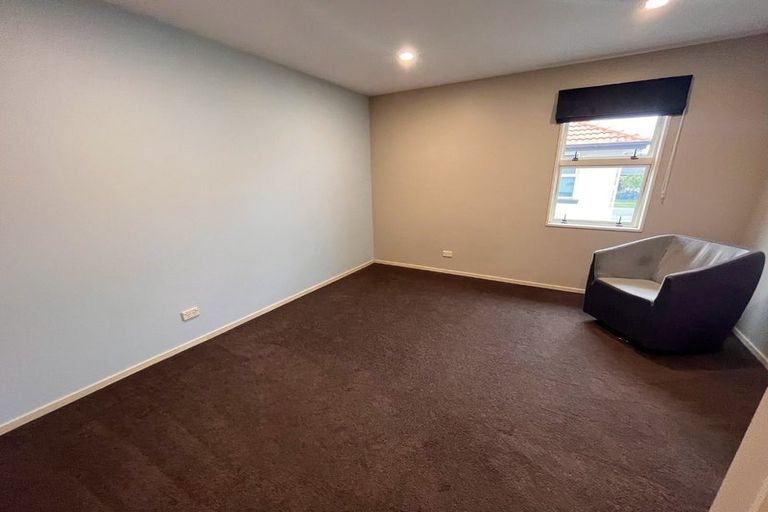 Photo of property in 9g Crohane Place, Addington, Christchurch, 8024