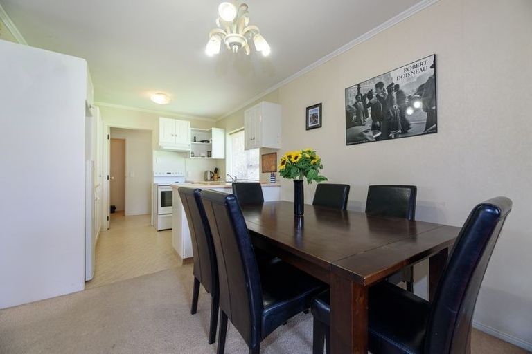 Photo of property in 84 Granville Drive, Massey, Auckland, 0614