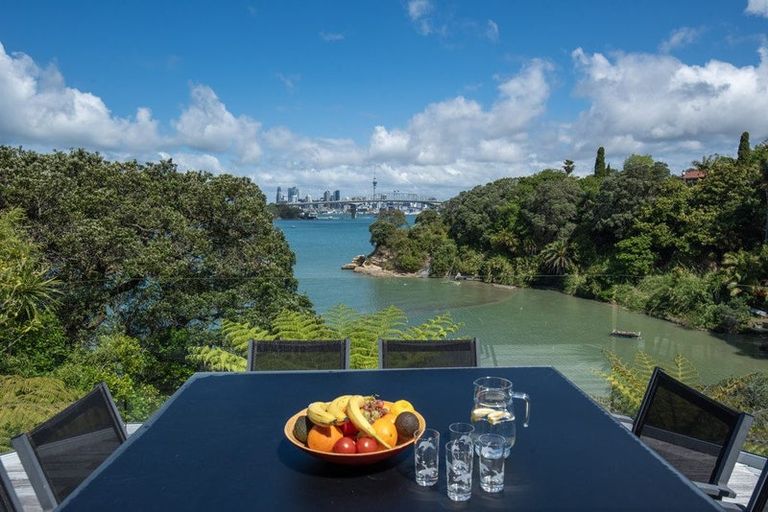 Photo of property in 39 Maritime Terrace, Birkenhead, Auckland, 0626