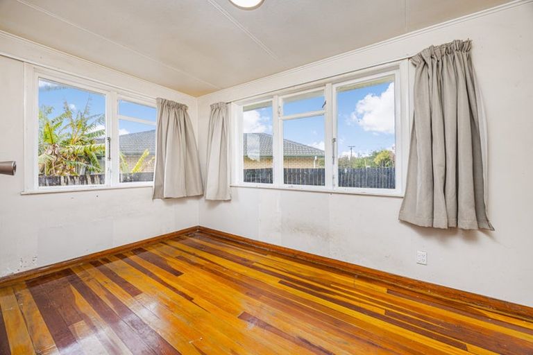 Photo of property in 29 Larsen Street, Otara, Auckland, 2025