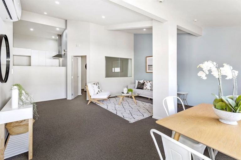 Photo of property in 5/20 Main Road, Tawa, Wellington, 5028