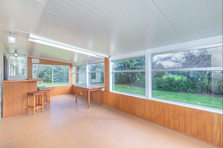 Photo of property in 218 Hokio Beach Road, Levin, 5571