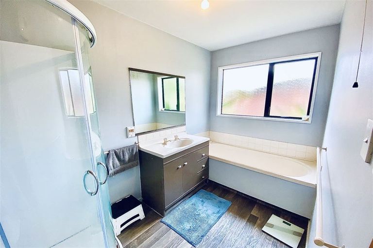 Photo of property in 14a Algie Place, Avonhead, Christchurch, 8042