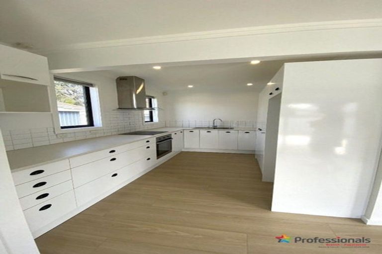 Photo of property in 1/10 Avis Avenue, Papatoetoe, Auckland, 2025