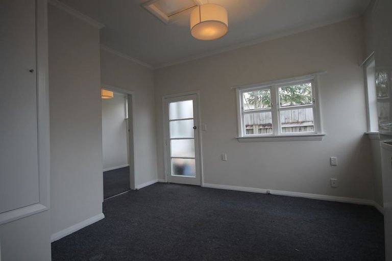 Photo of property in 16 Normanby Street, Newtown, Wellington, 6021