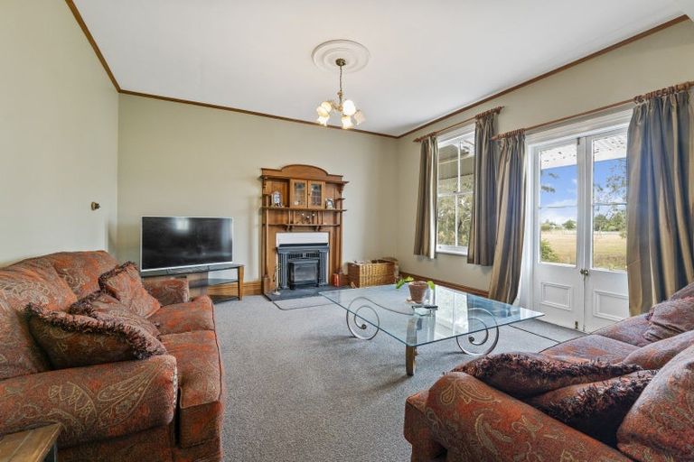 Photo of property in 53 Ladys Mile, Eltham, 4322