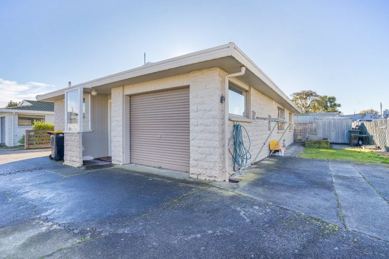 Photo of property in 223c Park Street, Winton, 9720