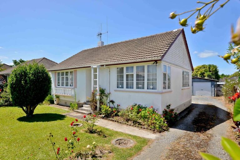 Photo of property in 92 Holland Road, Fairfield, Hamilton, 3214