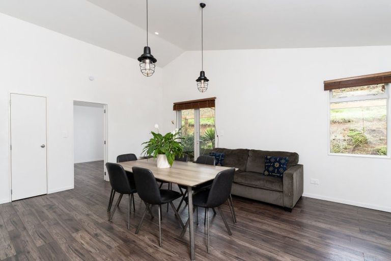 Photo of property in 28 Wrights Road, Raglan, 3295