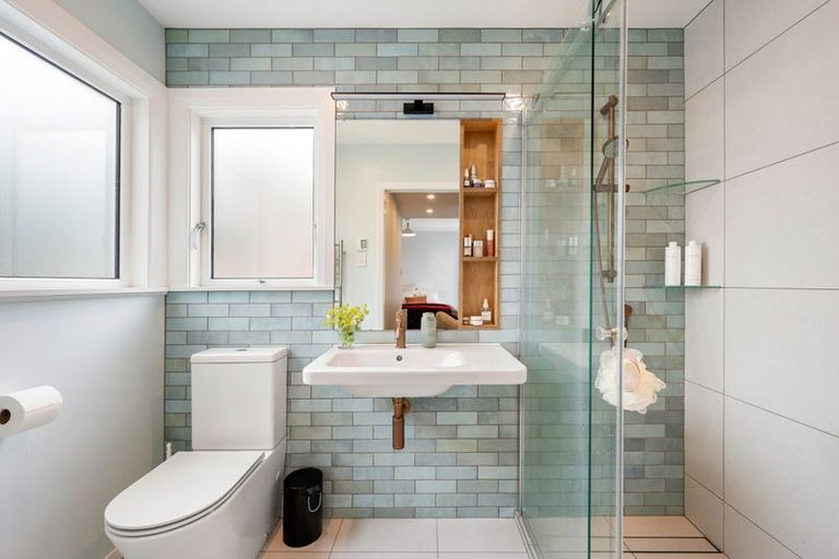 Photo of property in 237 Ohiro Road, Brooklyn, Wellington, 6021