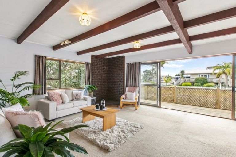 Photo of property in 34 Zealandia Road, Manly, Whangaparaoa, 0930
