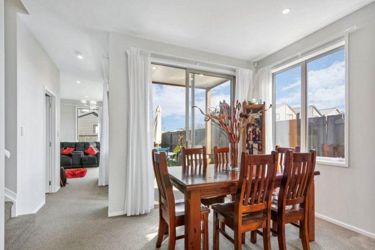 Photo of property in 20 Courage Road, Papakura, 2110