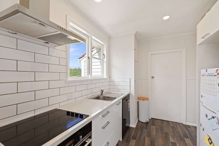 Photo of property in 90 Harper Street, Gonville, Whanganui, 4501