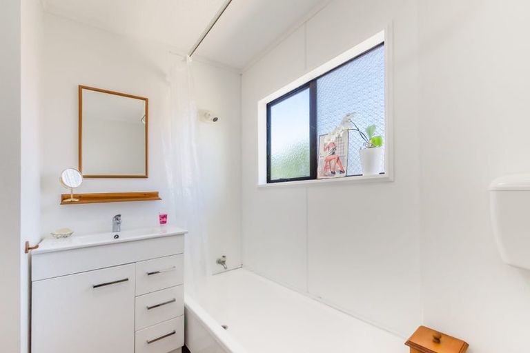 Photo of property in 84 Riwai Street, Paraparaumu, 5032