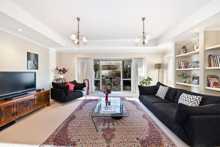 Photo of property in 10 Richard Seddon Drive, Northwood, Christchurch, 8051