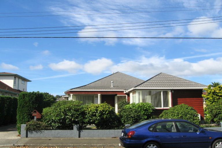 Photo of property in 19 Robertson Street, Elderslea, Upper Hutt, 5018