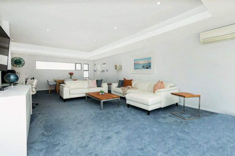Photo of property in 9/49 Browns Road, Browns Bay, Auckland, 0630
