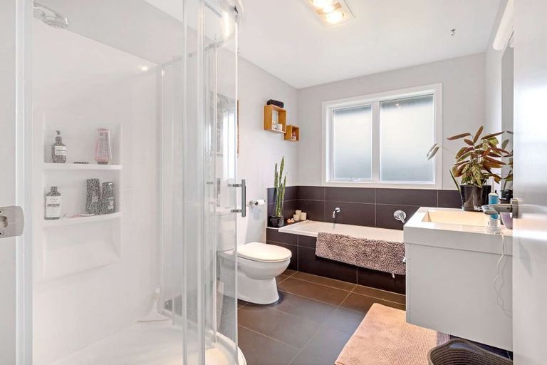 Photo of property in 10 Buckingham Place, Springvale, Whanganui, 4501