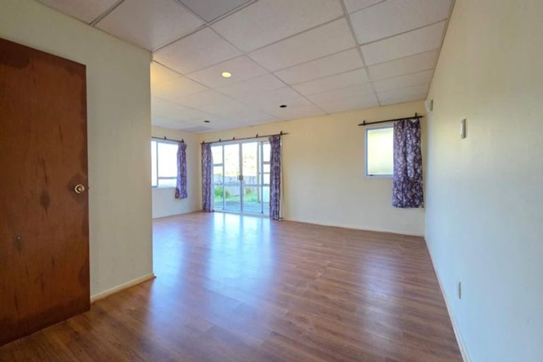 Photo of property in 42 Stredwick Drive, Torbay, Auckland, 0630