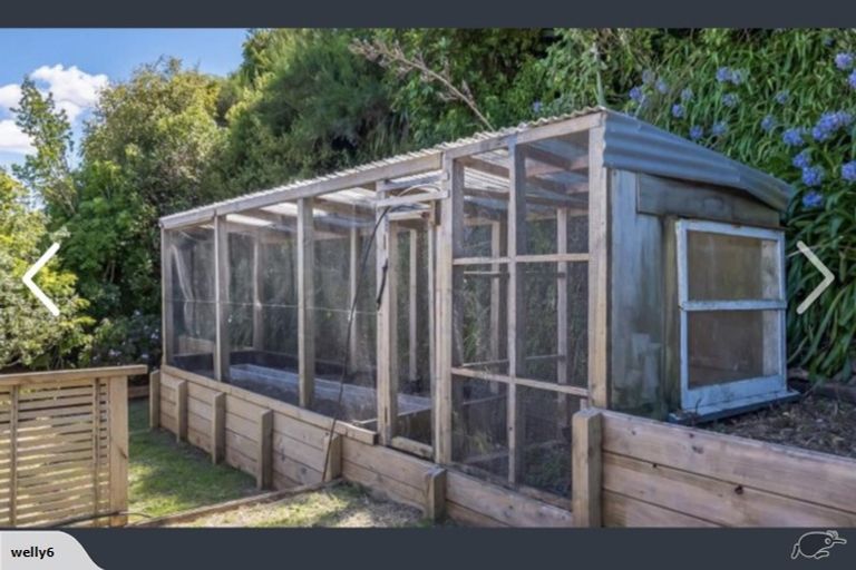 Photo of property in 9 Laburnum Grove, Maungaraki, Lower Hutt, 5010