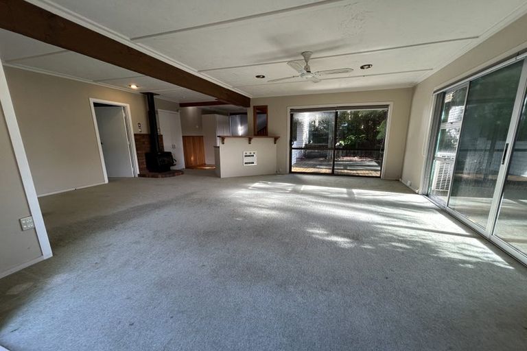 Photo of property in 223 Woodlands Park Road, Titirangi, Auckland, 0604