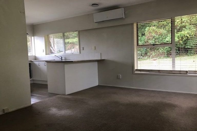 Photo of property in 2/19 Park Hill Road, Birkenhead, Auckland, 0626