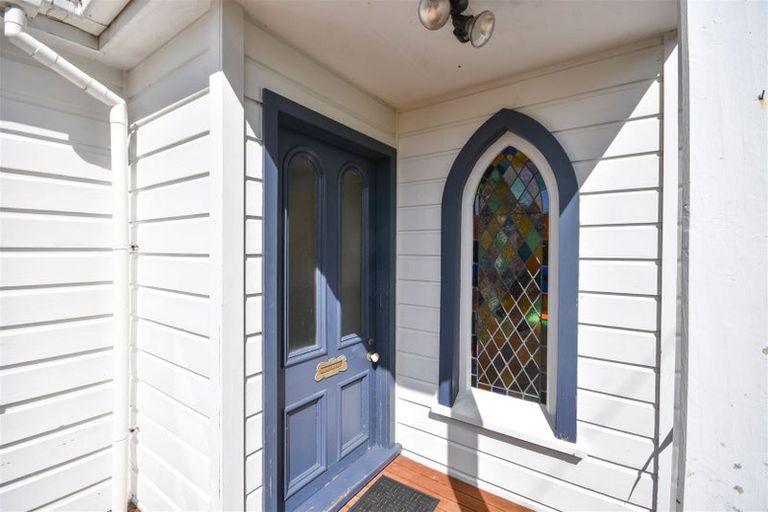 Photo of property in 16 Waikana Street, Broad Bay, Dunedin, 9014