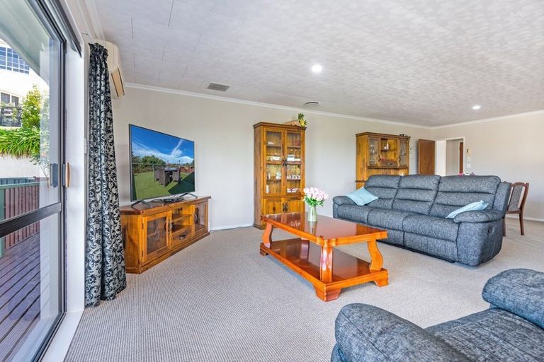 Photo of property in 26 Wellesley Street, Feilding, 4702