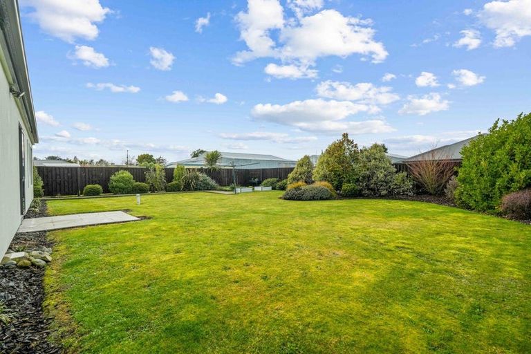 Photo of property in 28 Mclaughlins Road, Darfield, 7510