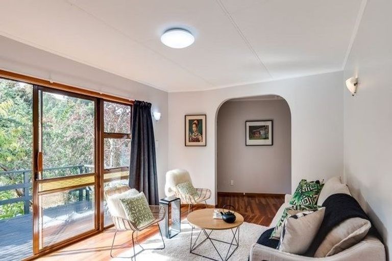 Photo of property in 82 Greenwood Road, Havelock North, 4130