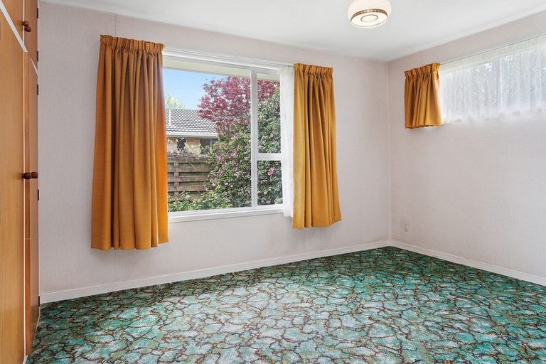 Photo of property in 76 Grimseys Road, Redwood, Christchurch, 8051