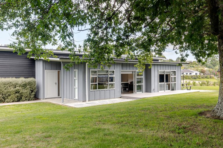 Photo of property in 2 Opaki Meadows Lane, Lansdowne, Masterton, 5871