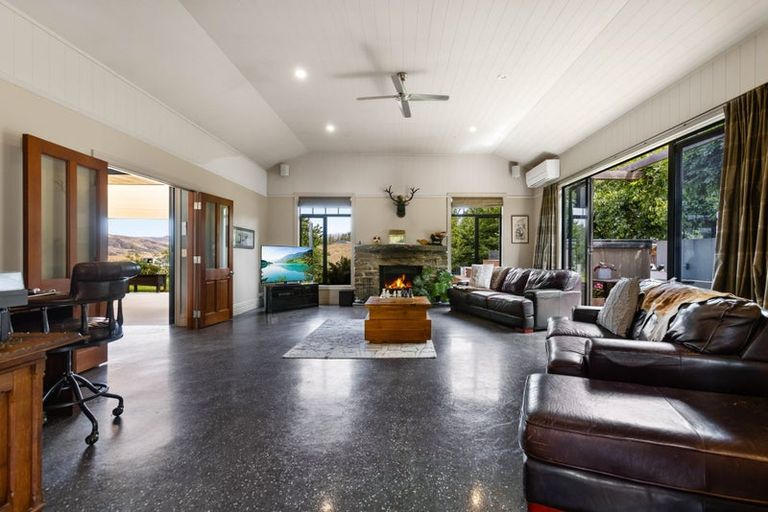 Photo of property in 57 Hall Road, Bannockburn, Cromwell, 9384