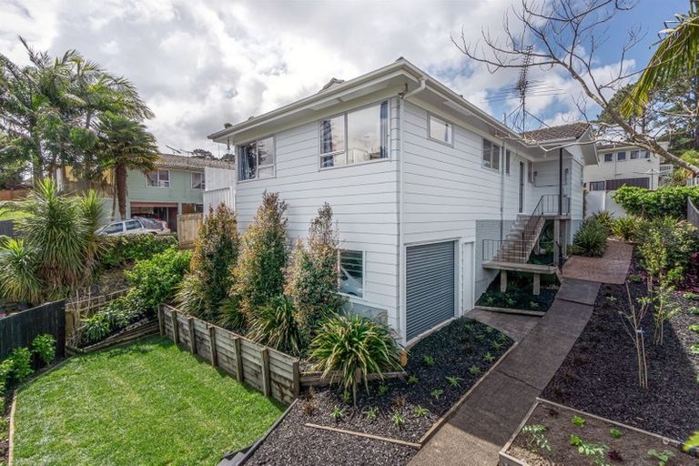 Photo of property in 1/22 Hobby Avenue, Birkdale, Auckland, 0626