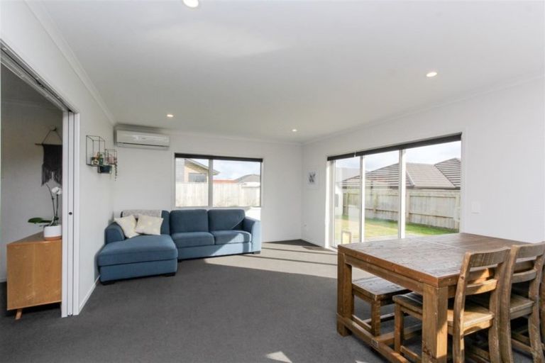 Photo of property in 4 Roy Johns Way, Bell Block, New Plymouth, 4312