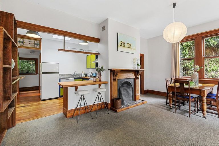 Photo of property in 2 Haines Terrace, Aro Valley, Wellington, 6021