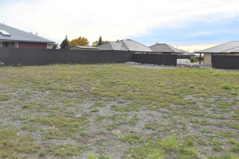 Photo of property in 5 Unwin Place, Twizel, 7901